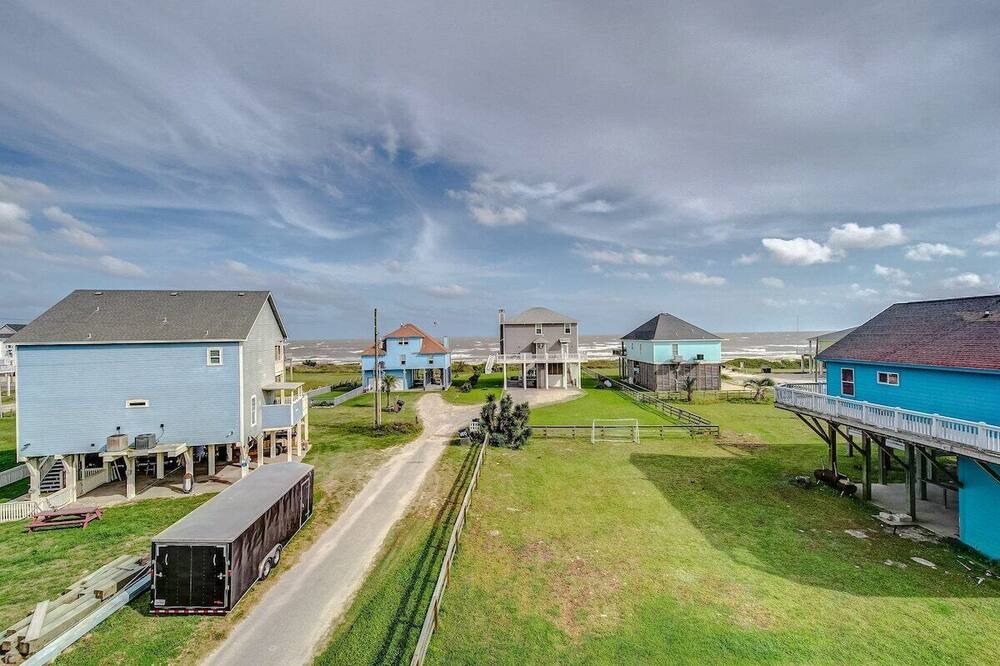 Photo of Outdoor in Crystal Beach