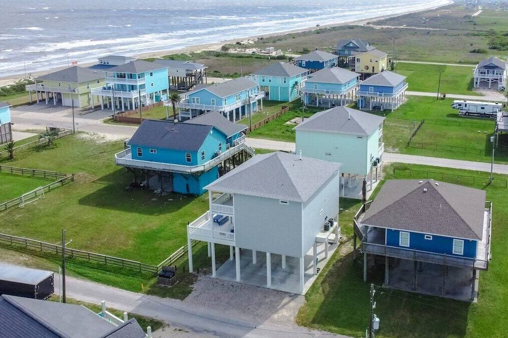 Photo of Outdoor in Crystal Beach
