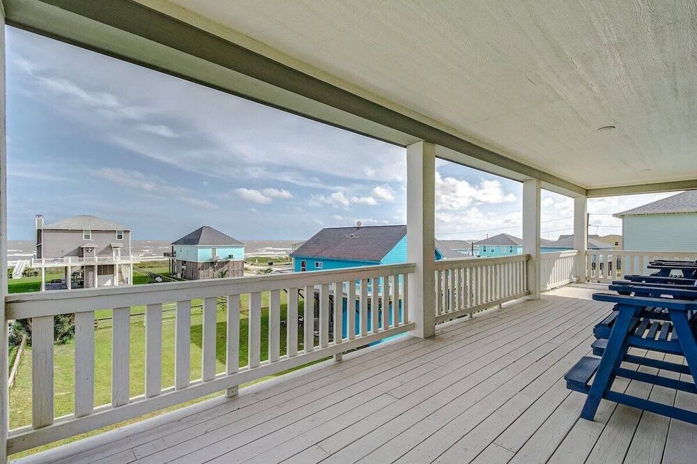 Photo of Outdoor in Crystal Beach