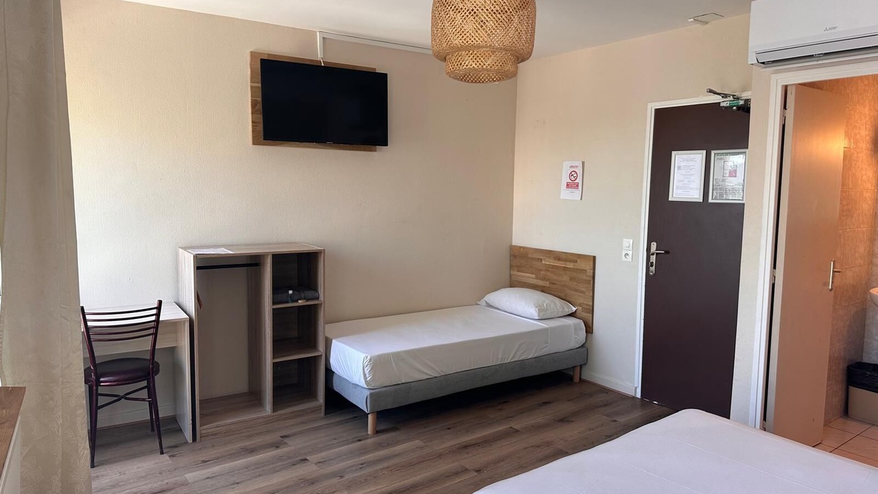 Photo of Bedroom in Aubervilliers