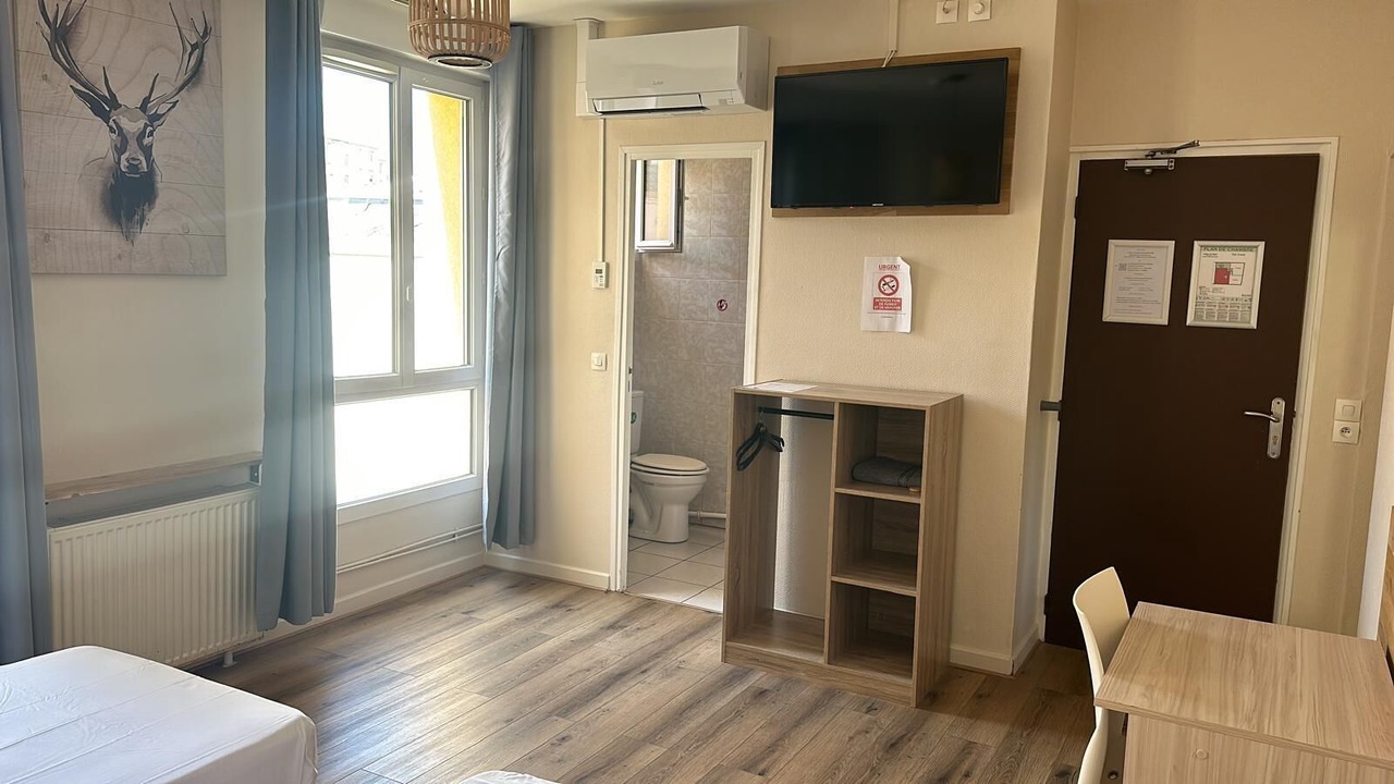 Photo of Bedroom in Aubervilliers