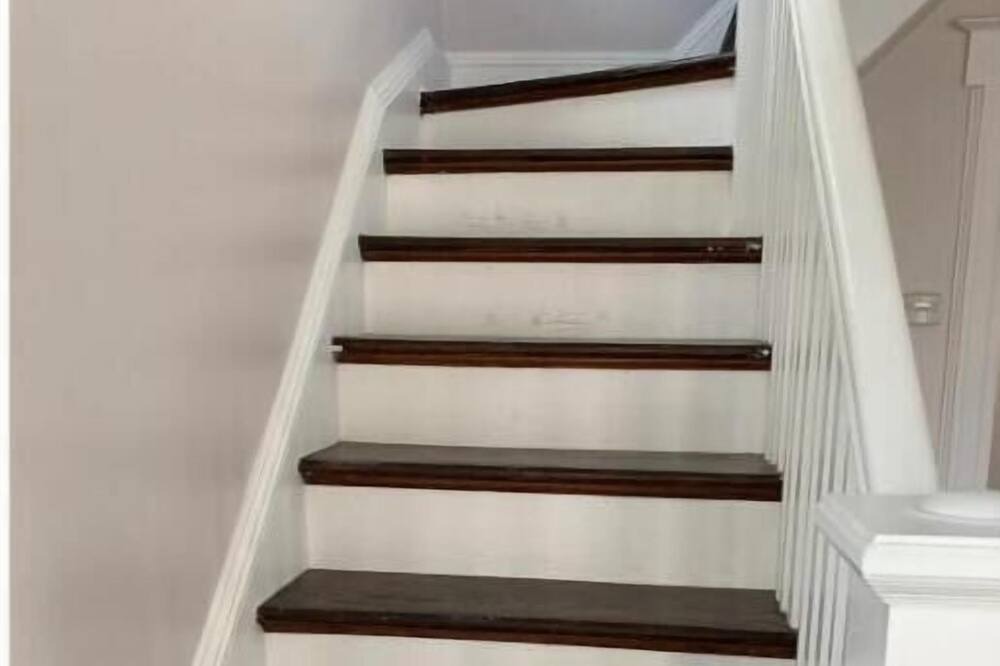 Photo of Others in Hawthorne