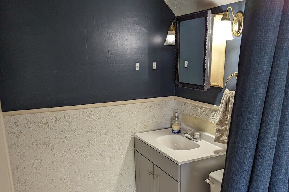 Photo of Bathroom in Robinson