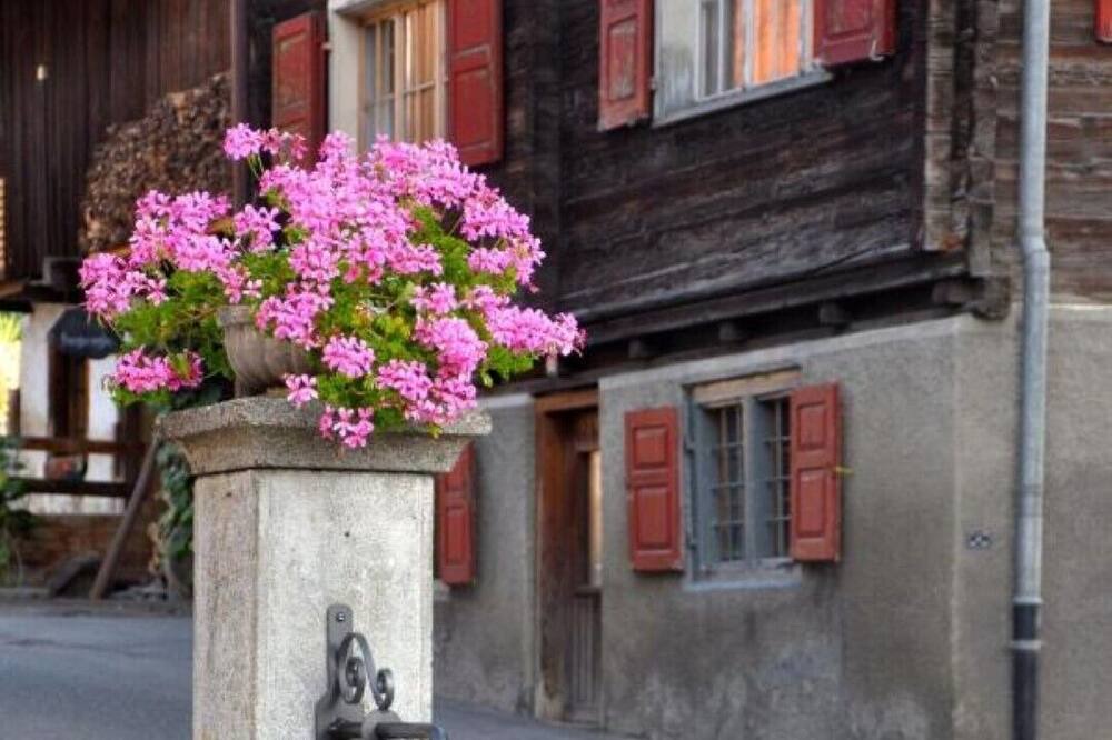 Photo of Outdoor in Vattiz
