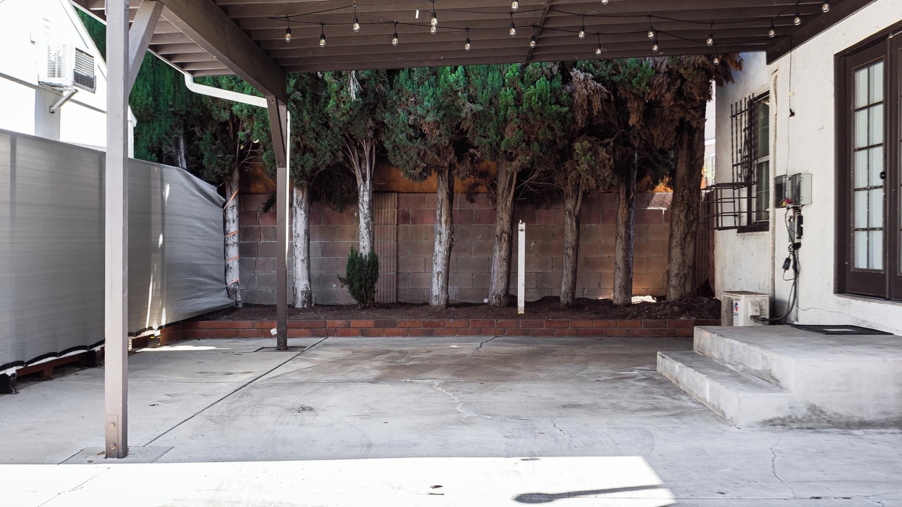 Photo of Outdoor in Mid City