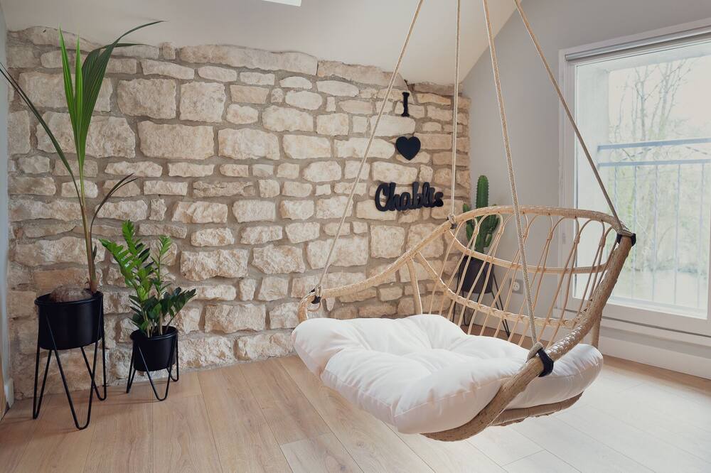 Photo of Others in Chablis