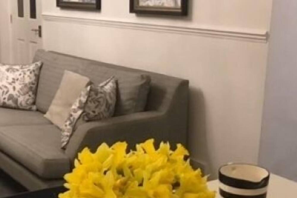 Photo of Livingroom in Bushey