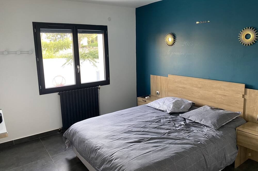 Photo of Bedroom in Le Cailar