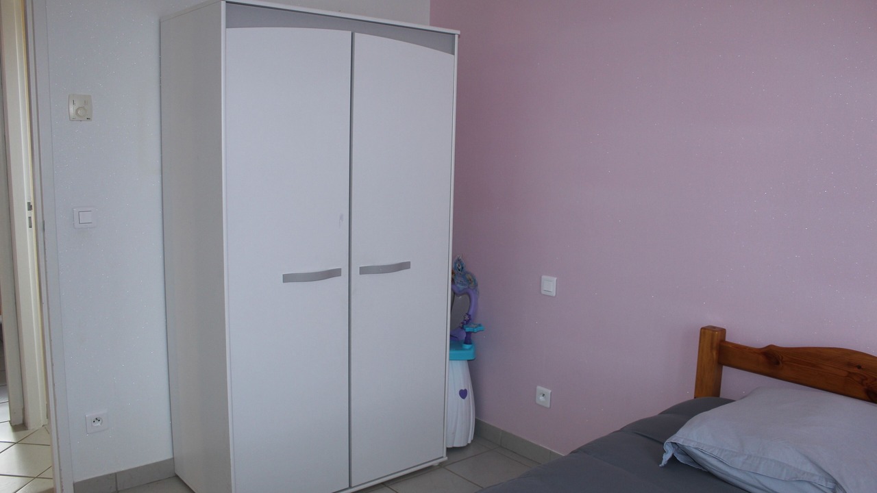 Photo of Others in Artonne