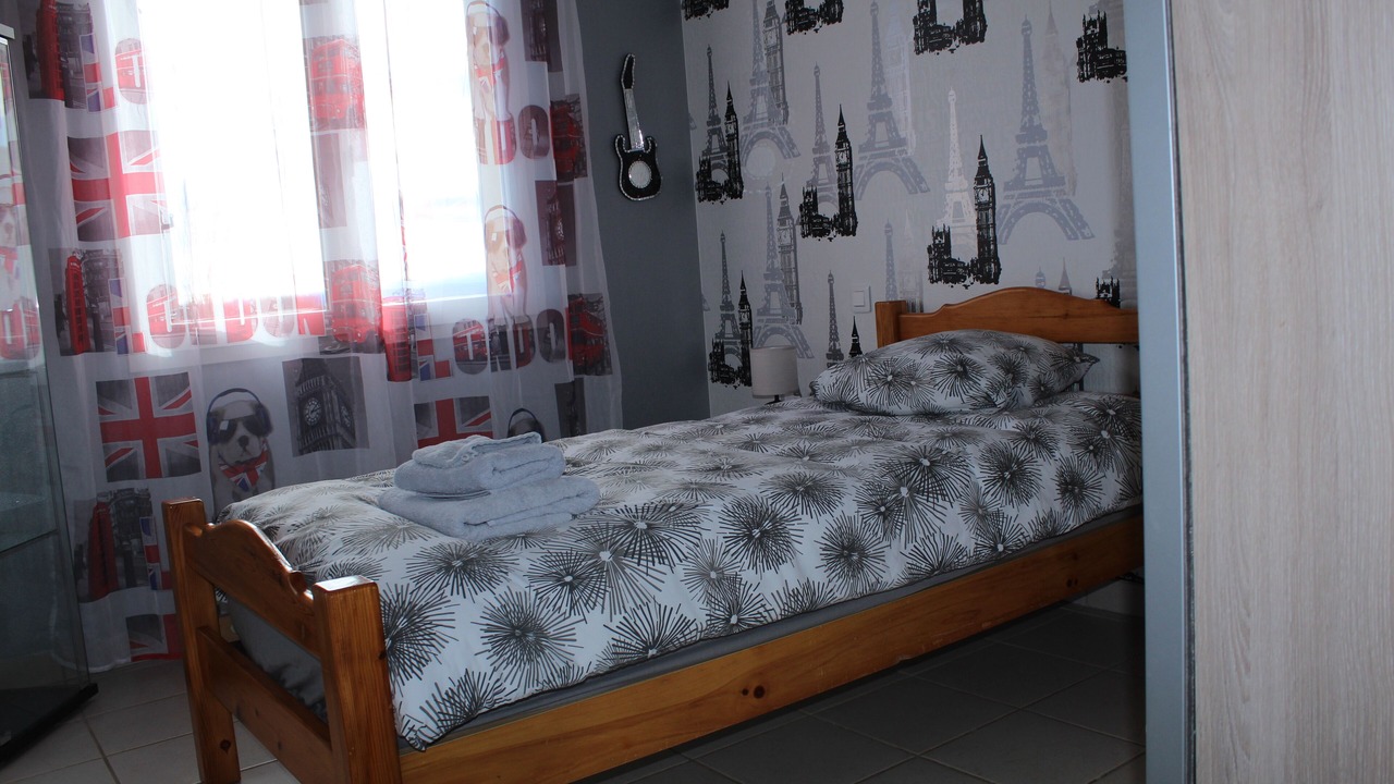 Photo of Others in Artonne