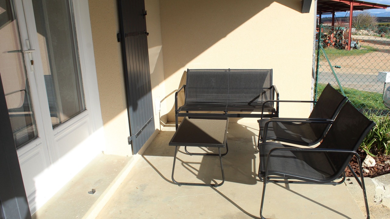 Photo of Outdoor in Artonne