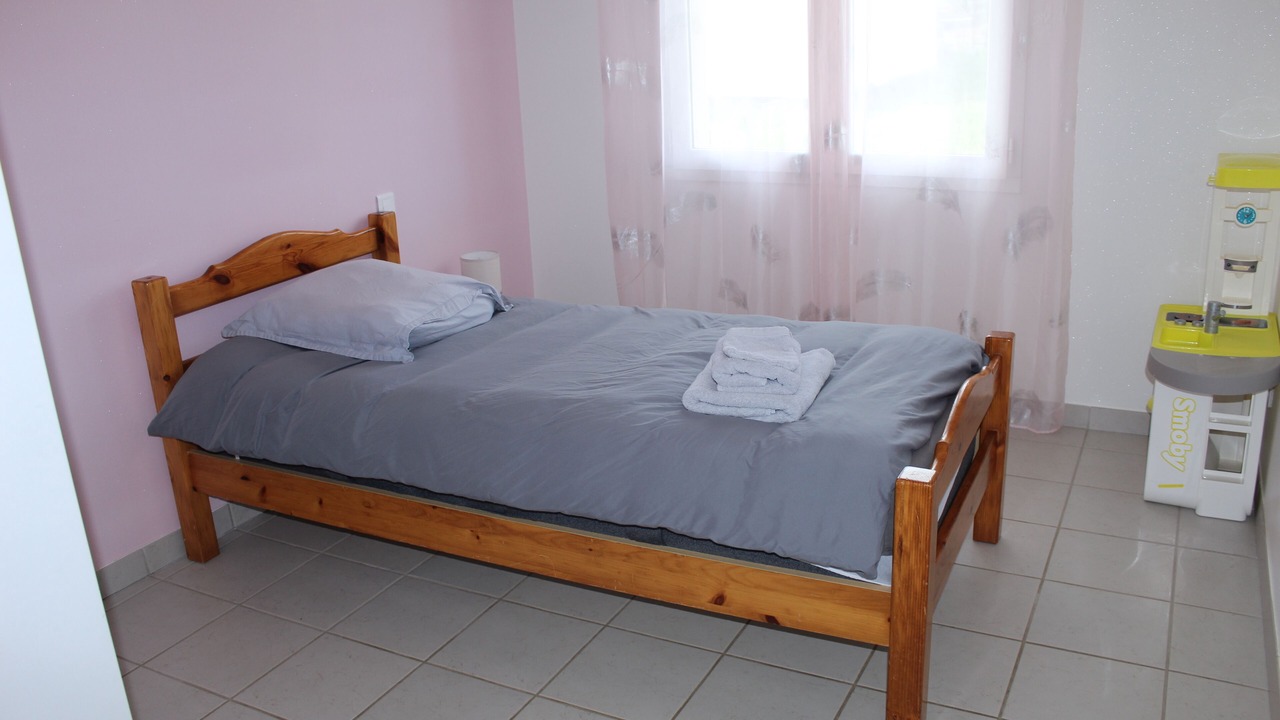 Photo of Others in Artonne