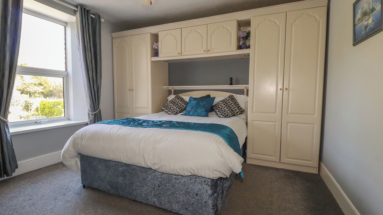 Photo of Others in Par