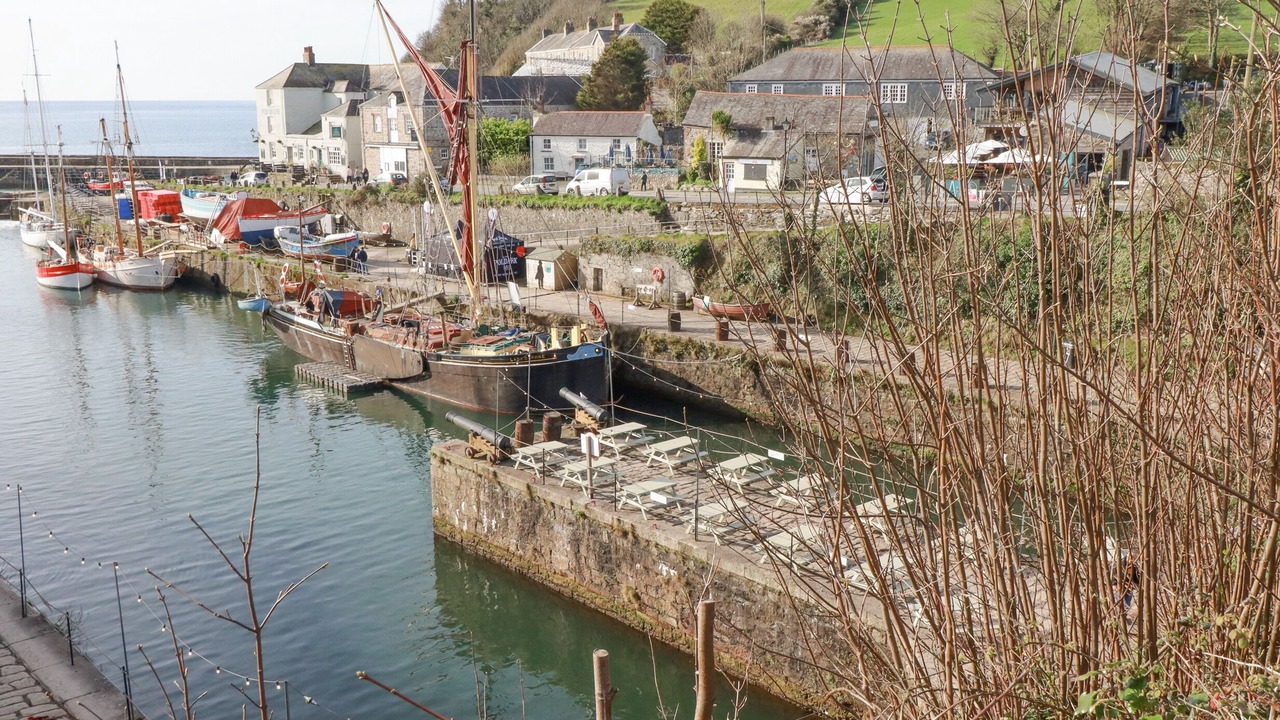 Photo of Others in Par