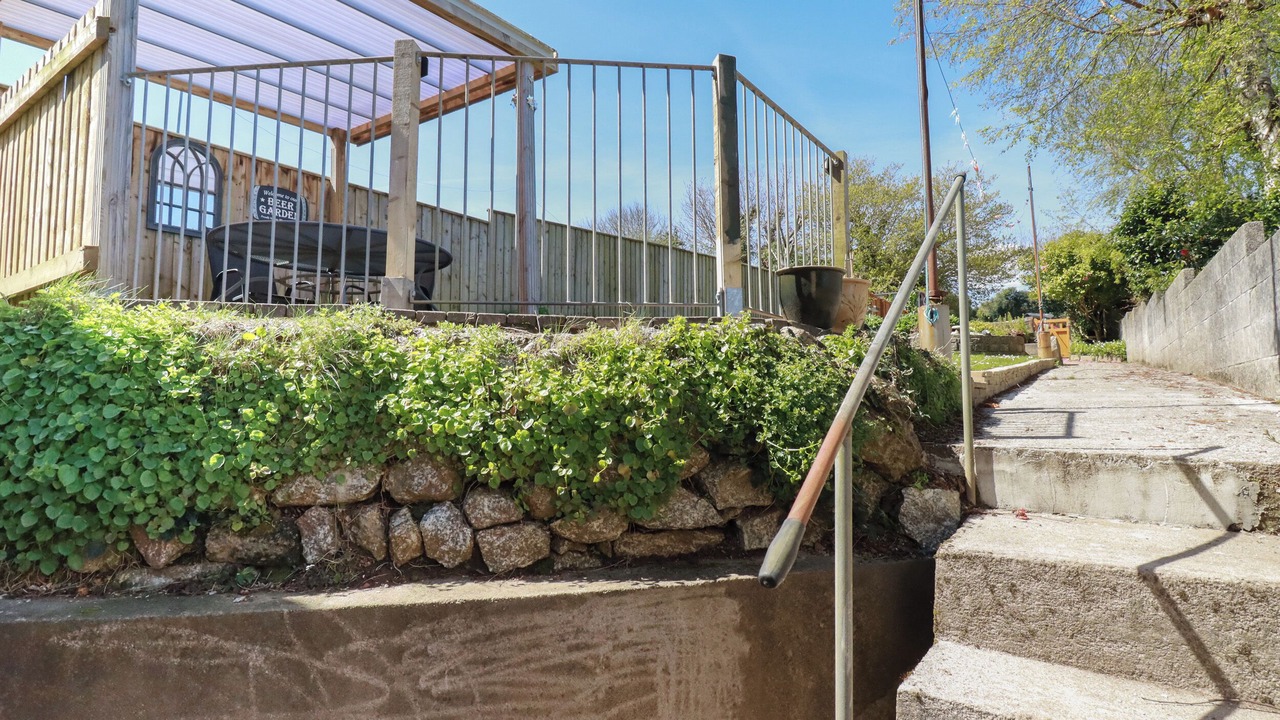 Photo of Others in Par