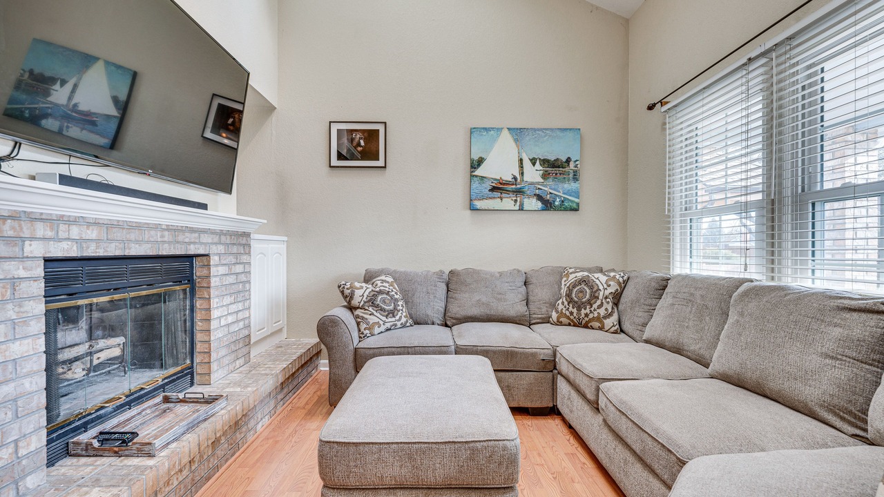 Photo of Livingroom in Arvada