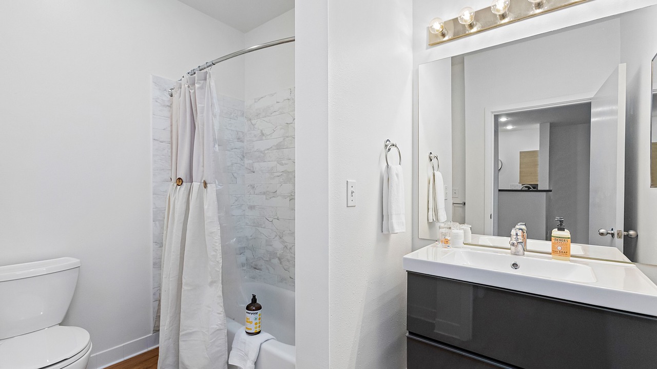 Photo of Bathroom in Belltown