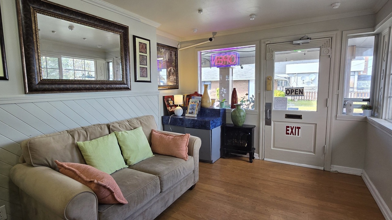 Photo of Others in Bitter Lake