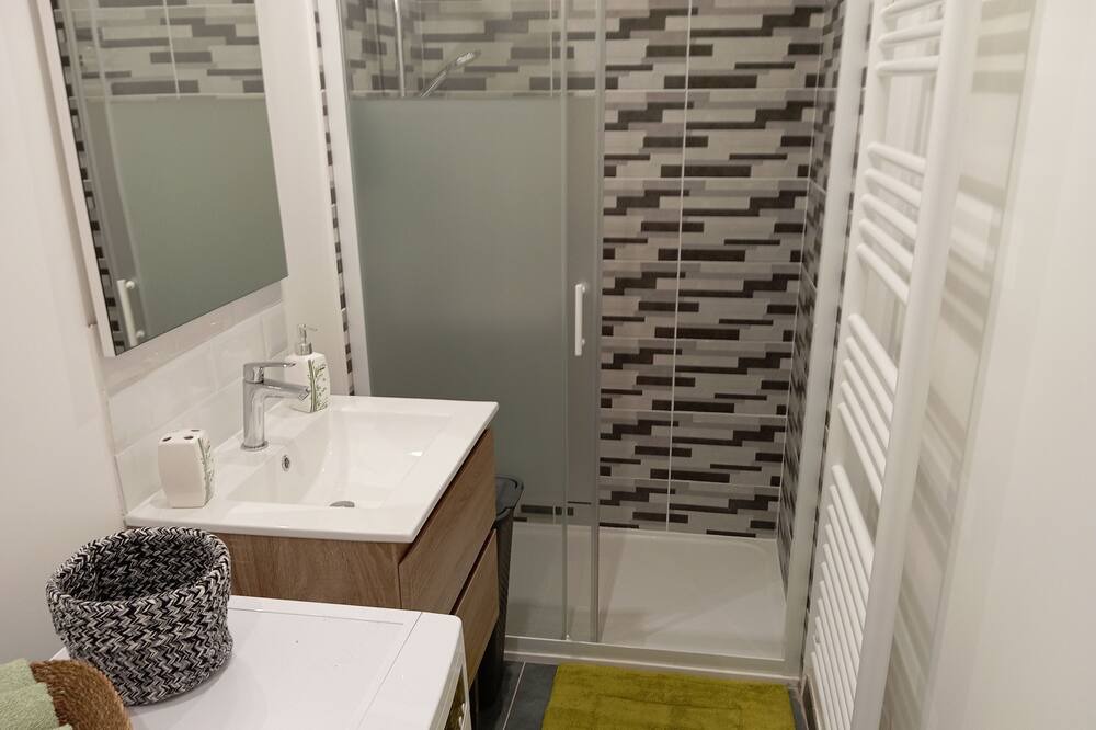 Photo of Bathroom in Vierzon