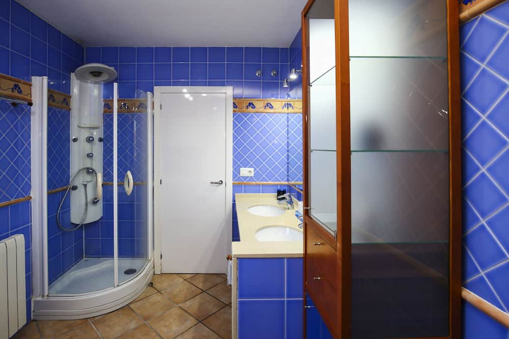 Photo of Bathroom in Reus