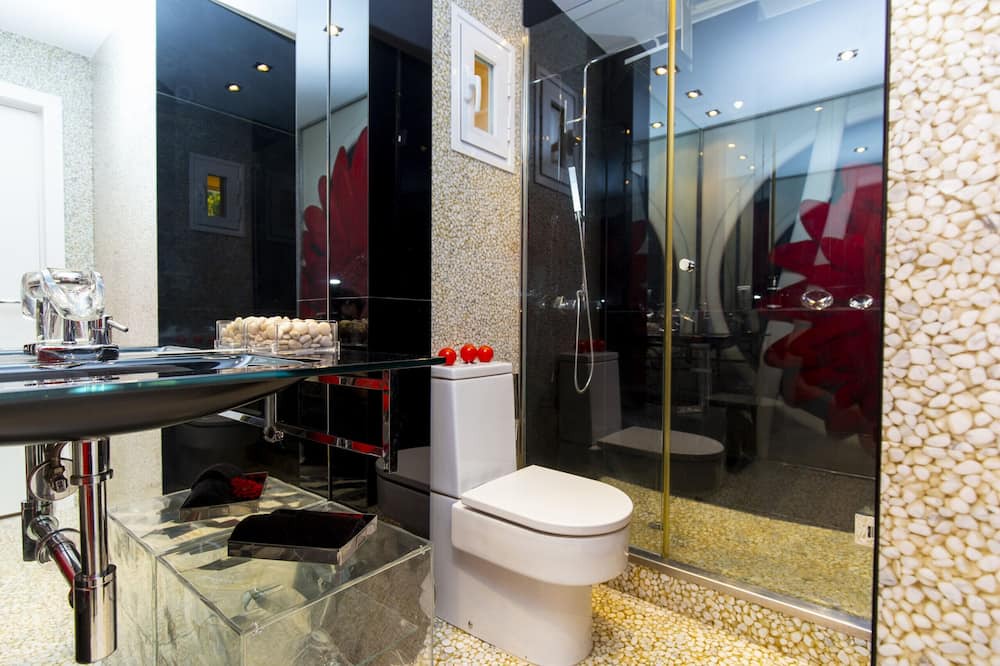 Photo of Bathroom in Reus