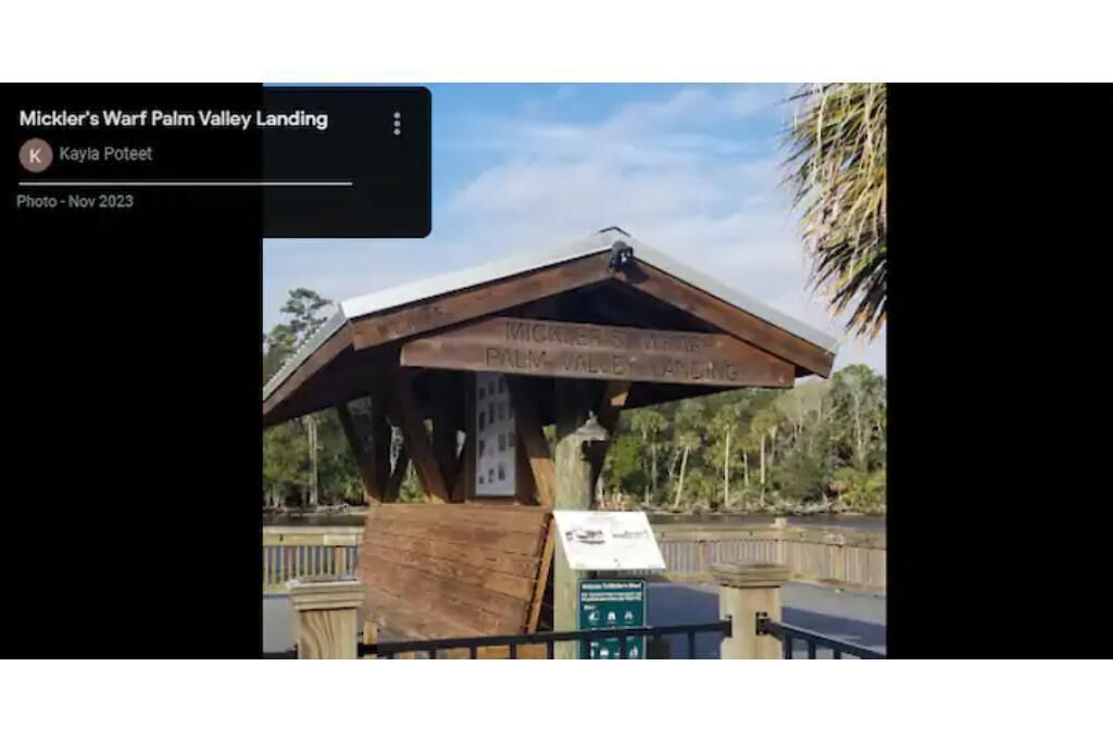 Photo of Others in Palm Valley