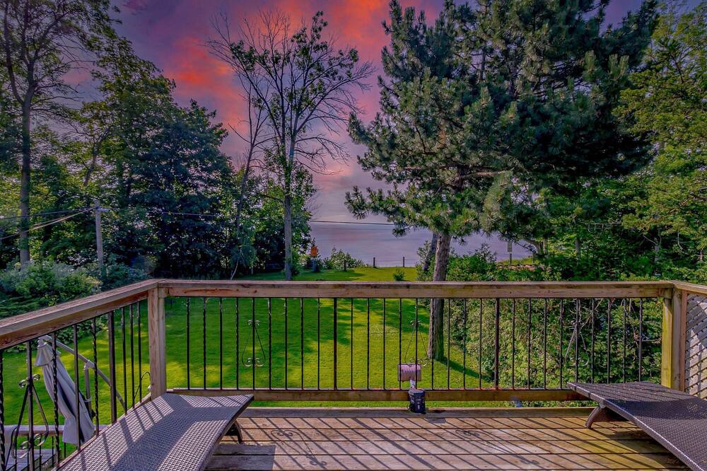 Photo of Outdoor in Guildwood