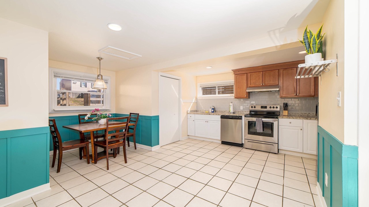 Photo of Kitchen in Chic's Beach