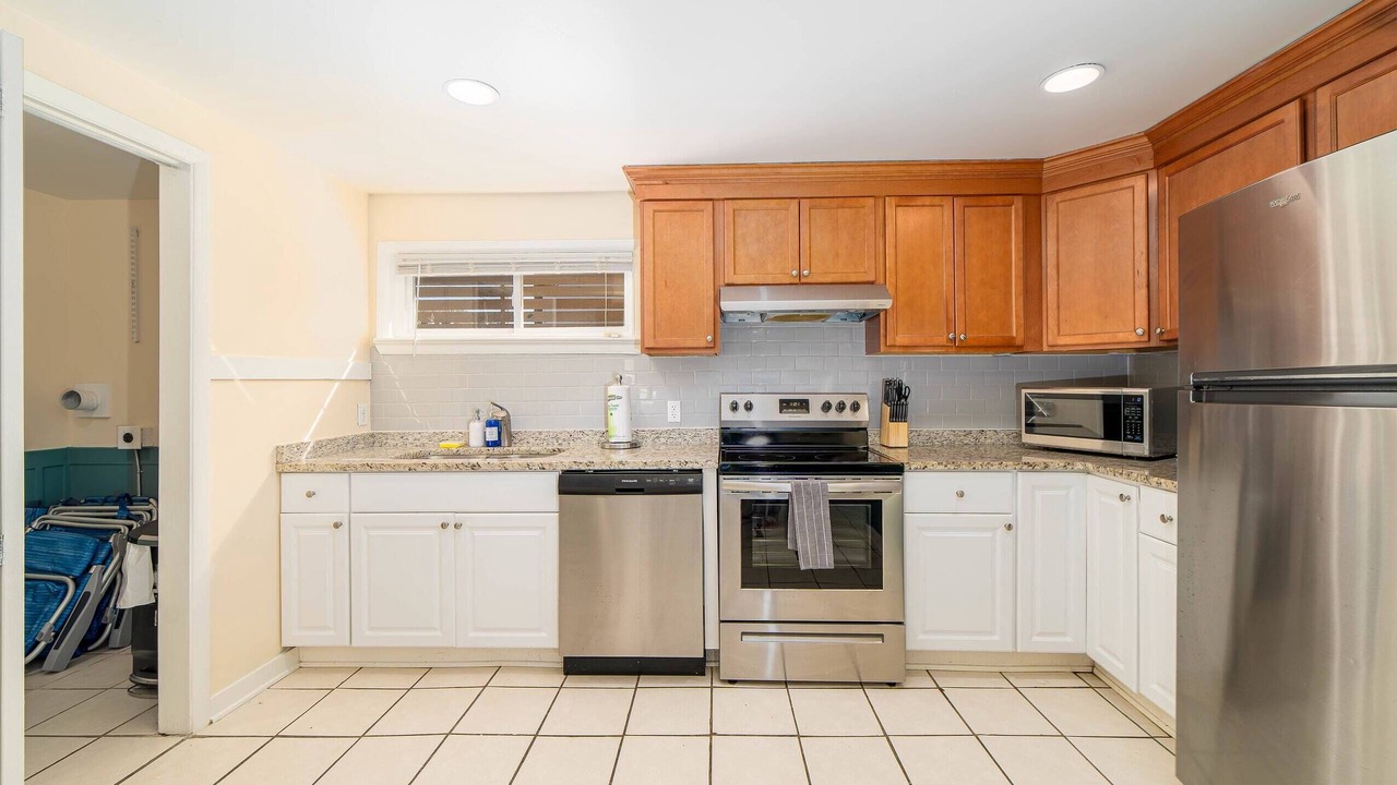 Photo of Kitchen in Chic's Beach