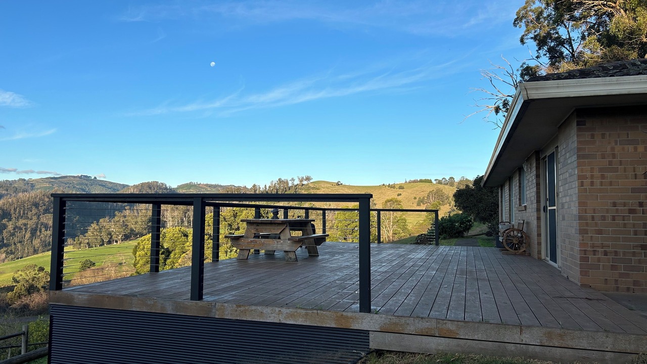 Photo of Outdoor in Yinnar South