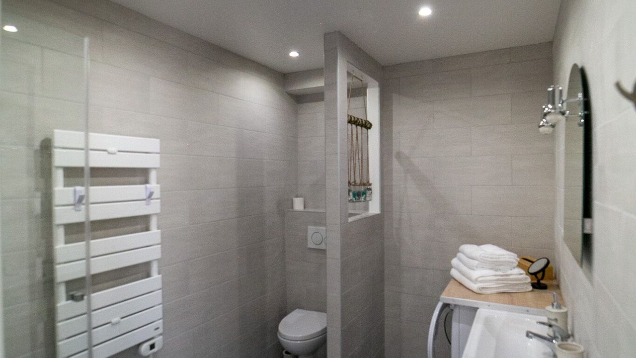 Photo of Others in Flagy