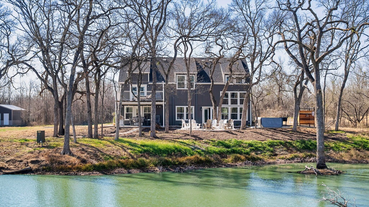 Photo of Outdoor in Elgin