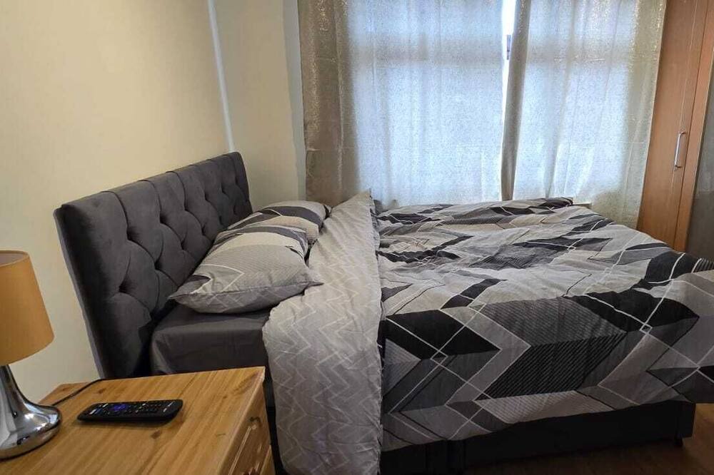 Photo of Bedroom in Gooshays