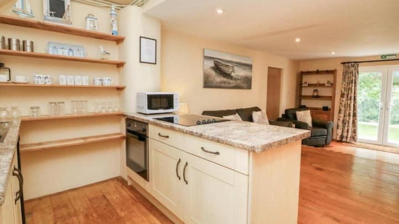 Photo of Kitchen in Broadwoodkelly