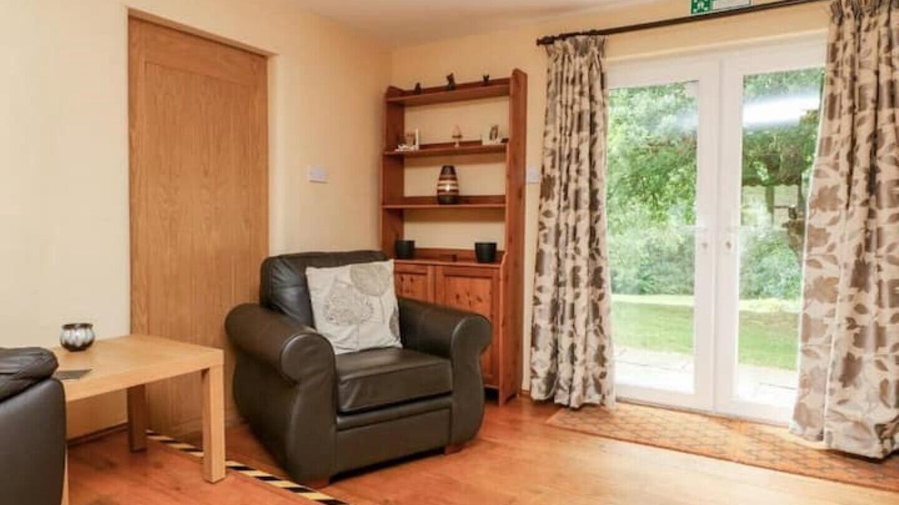 Photo of Others in Broadwoodkelly