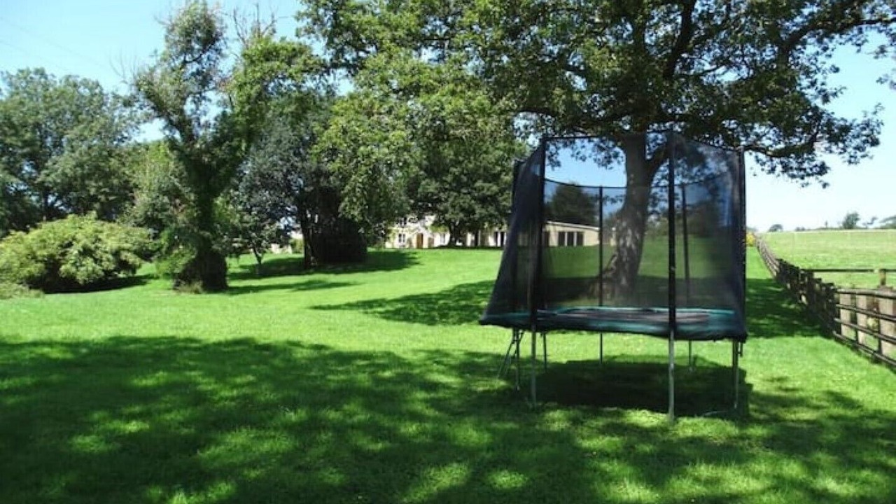 Photo of Outdoor in Broadwoodkelly