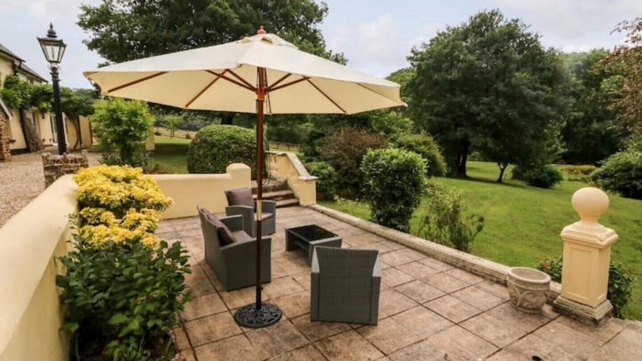 Photo of Patio Balcony in Broadwoodkelly