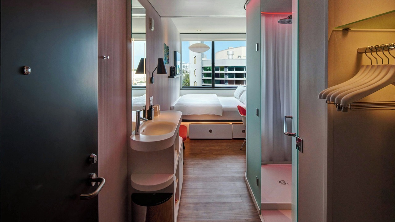 Photo of Bedroom in West Avenue