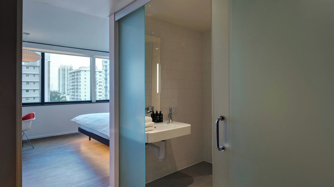 Photo of Bedroom in West Avenue