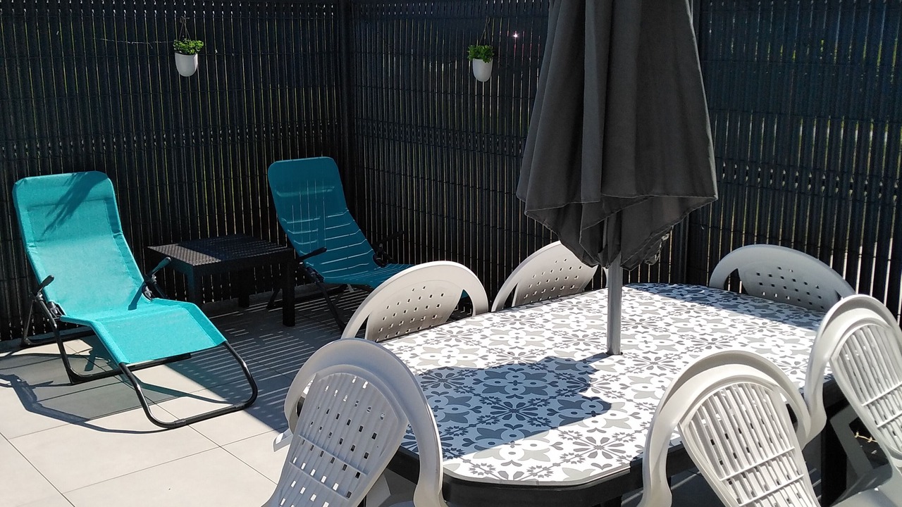 Photo of Patio Balcony in Saint-Broladre
