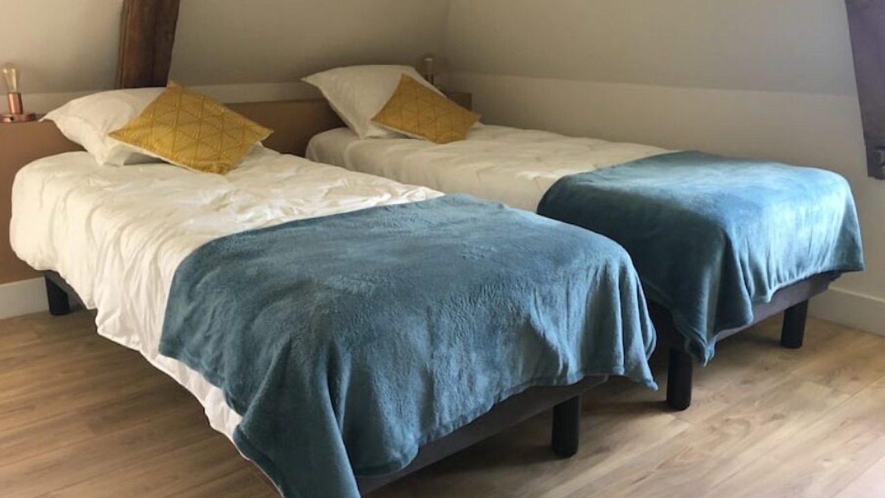 Photo of Others in Maze-Milon