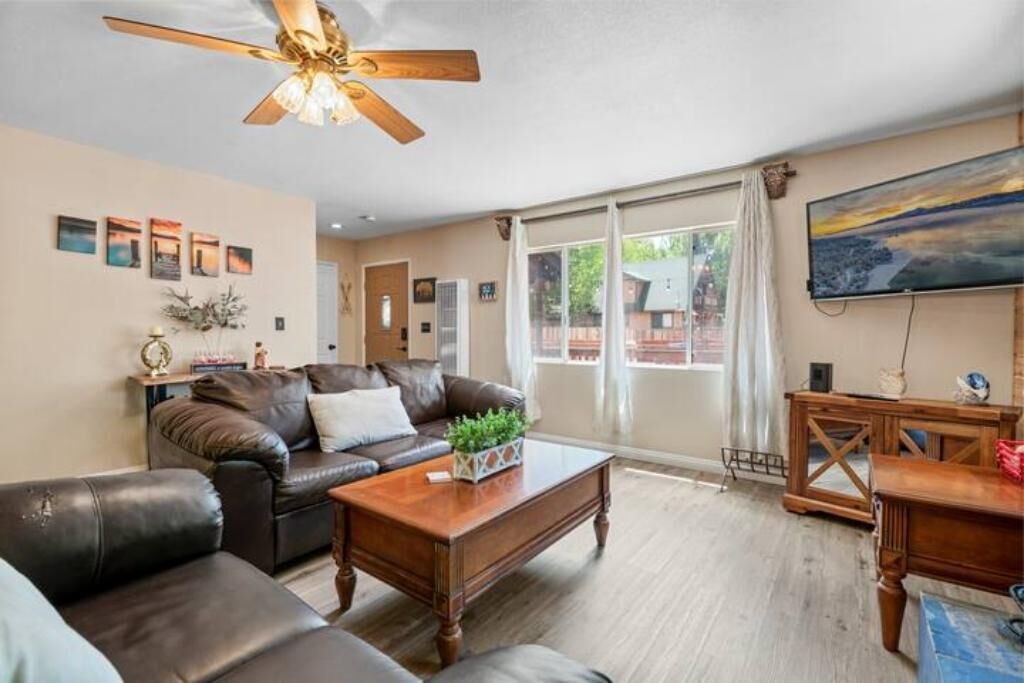 Photo of Livingroom in Patton