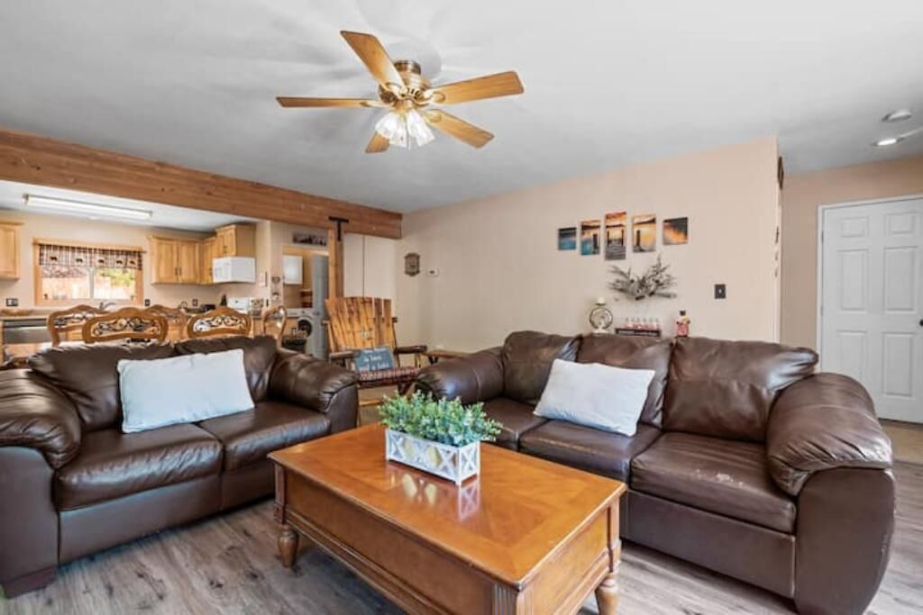 Photo of Livingroom in Patton