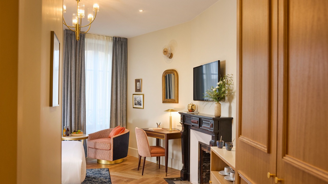 Photo of Bedroom in Beaune City Centre