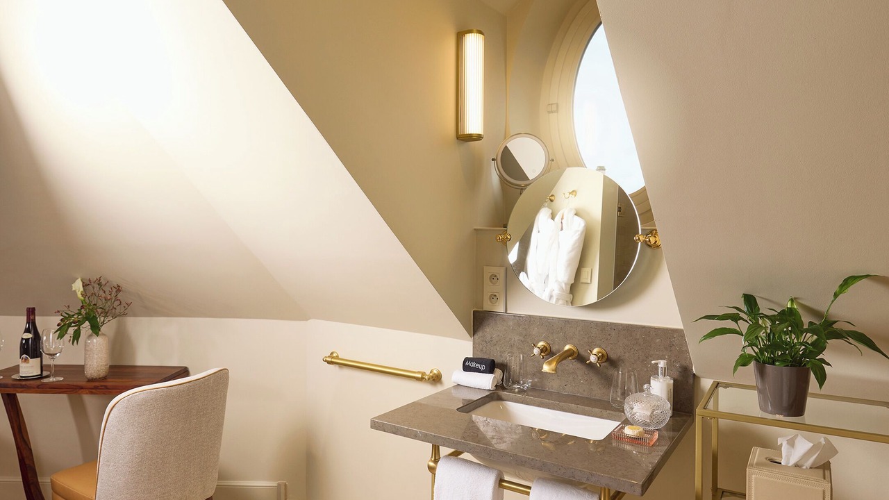 Photo of Bedroom in Beaune City Centre