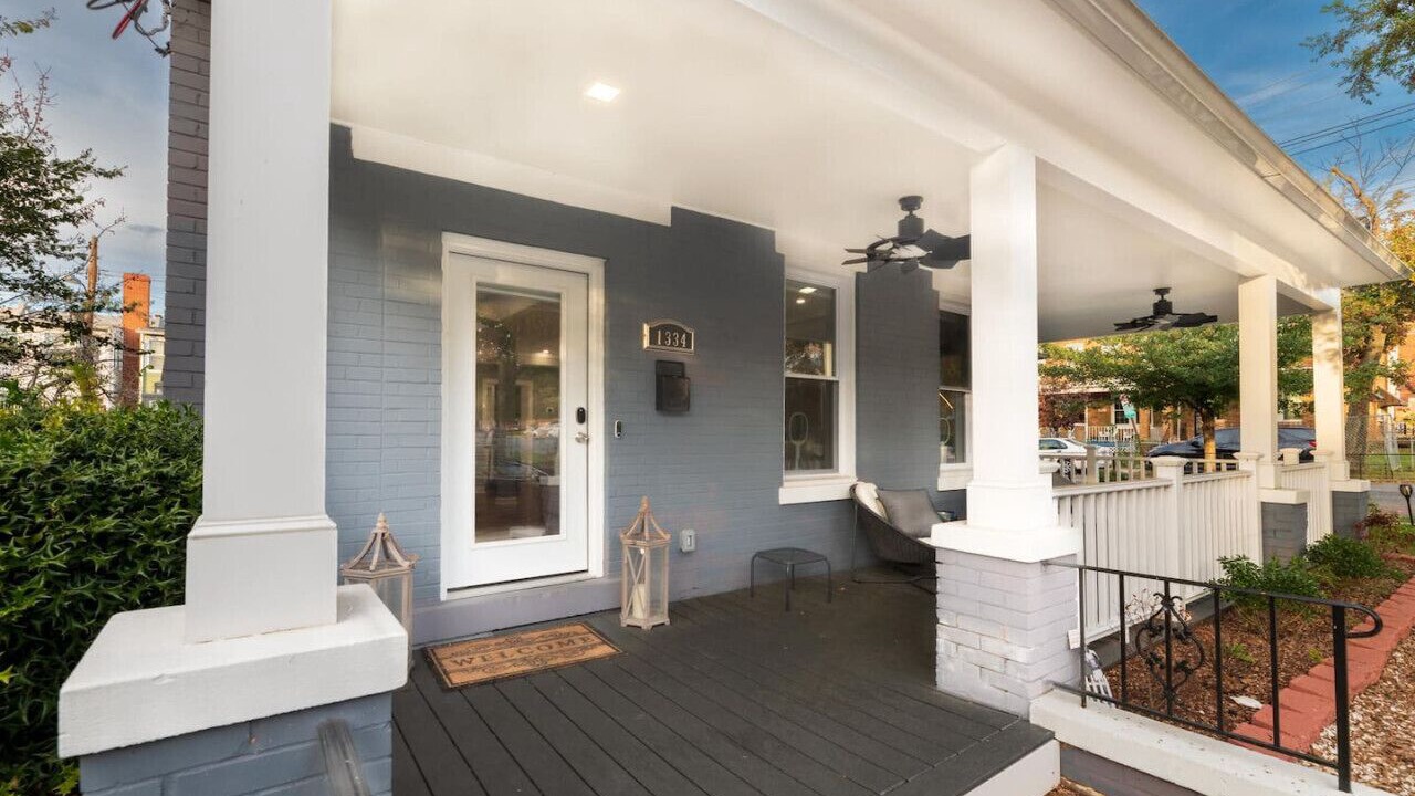 Photo of Patio Balcony in Washington