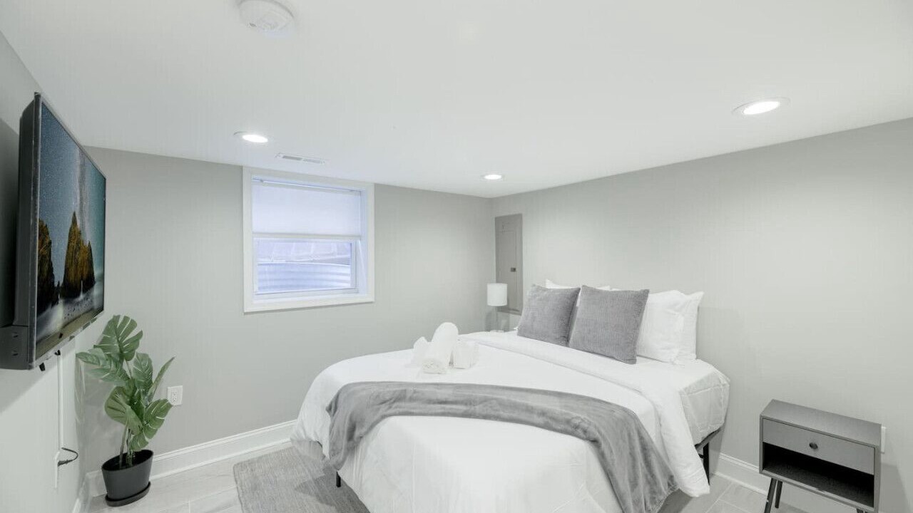 Photo of Others in Capitol View