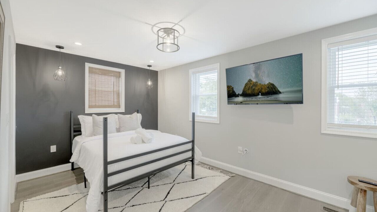 Photo of Others in Capitol View