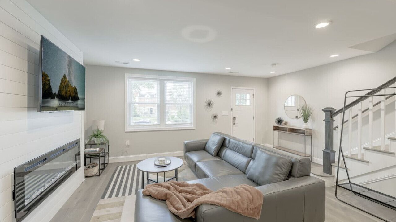 Photo of Livingroom in Capitol View