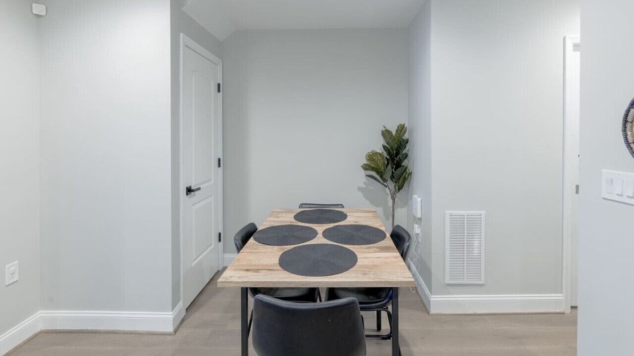 Photo of Others in Capitol View